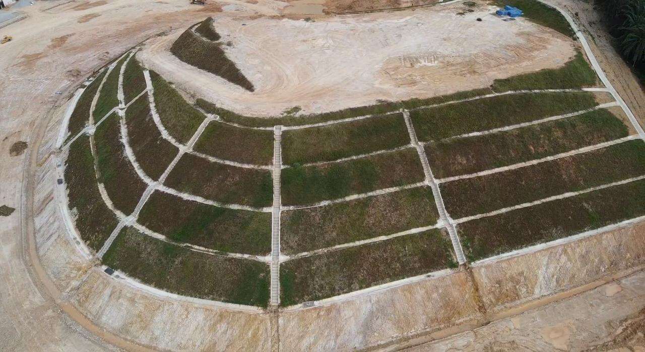 Terraced slope with drainage works at Lagong Mas